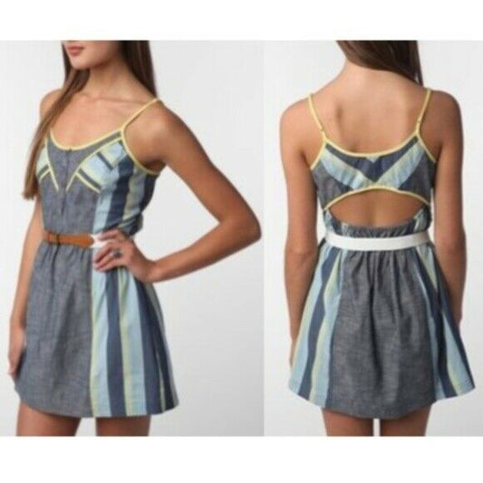 Staring at Stars Urban Outfitter Pop Bound Chambray Mini Dress