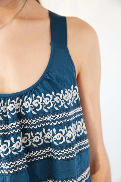 Ecote Urban Outfitters Maya Embroidered Tank Blouse Top