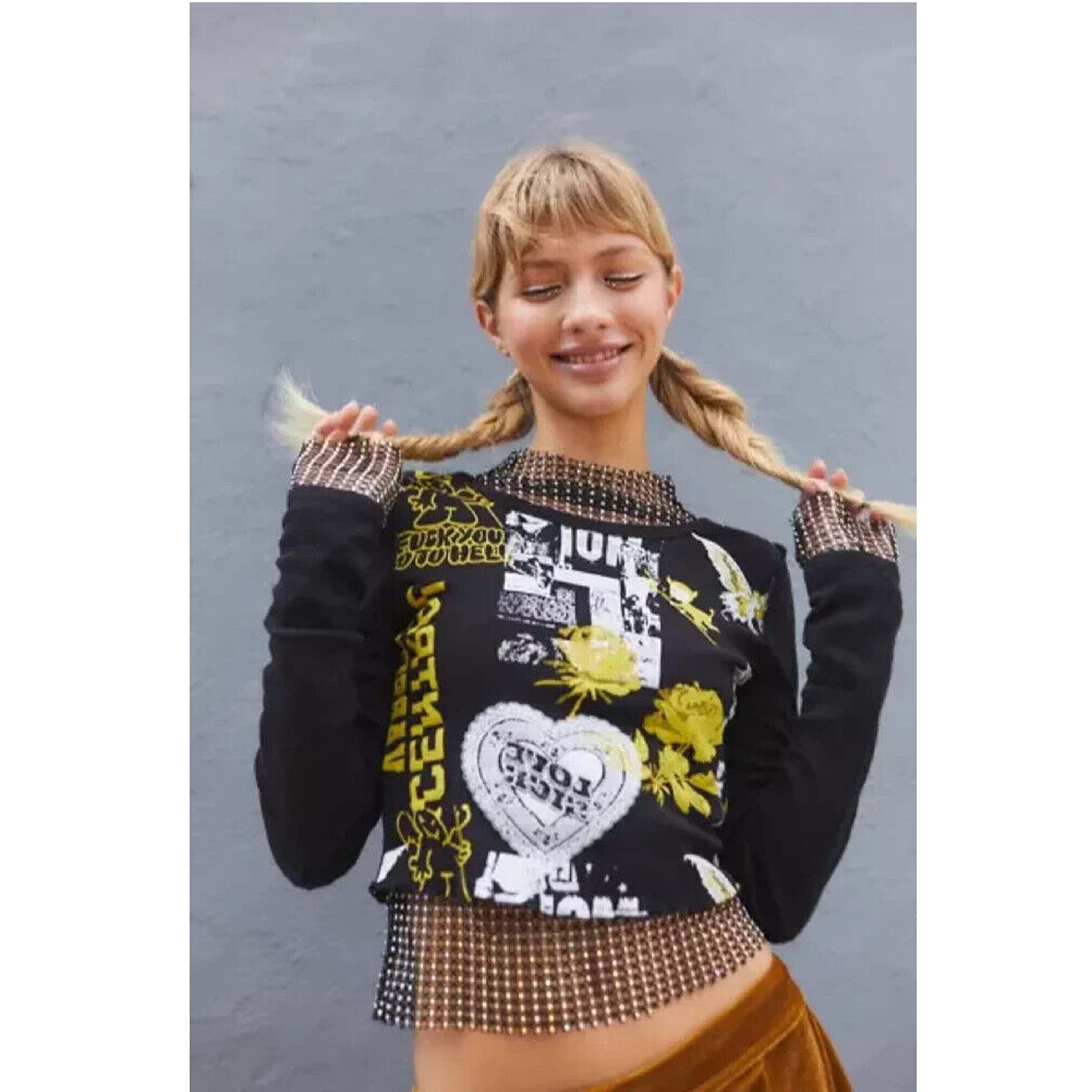 Urban Outfitters UO Fawn Zine Fitted Long Sleeve Graphic Tee Top