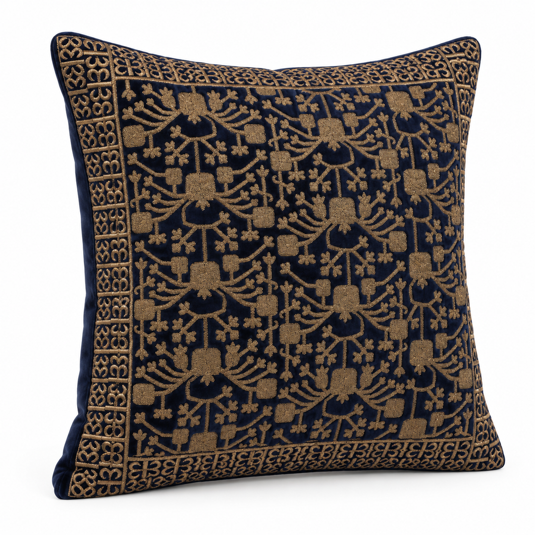1 PCS Metallic Embroidered Cushion Cover