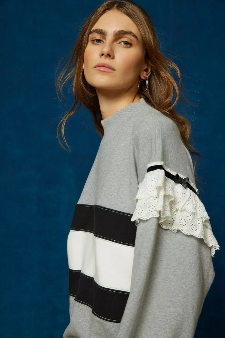 BDG Urban Outfitter Emory Ruffle Pullover Sweatshirt Tunic Top