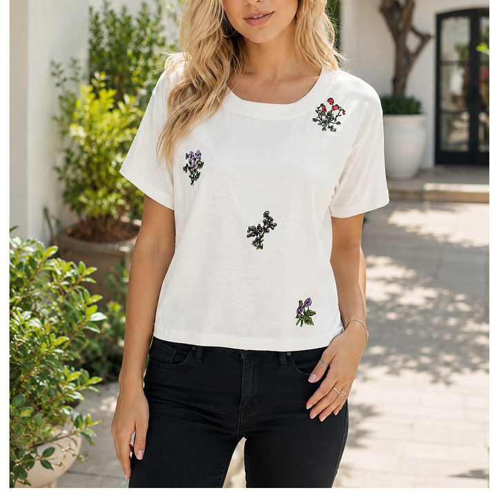 Urban Outfitters Floral Embroidered Tee Blouse Top