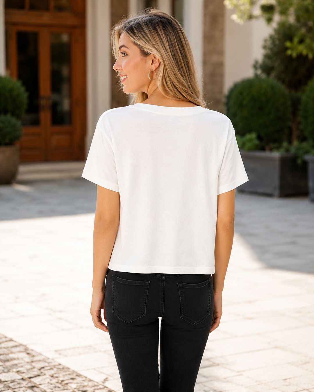 Urban Outfitters Floral Embroidered Tee Blouse Top