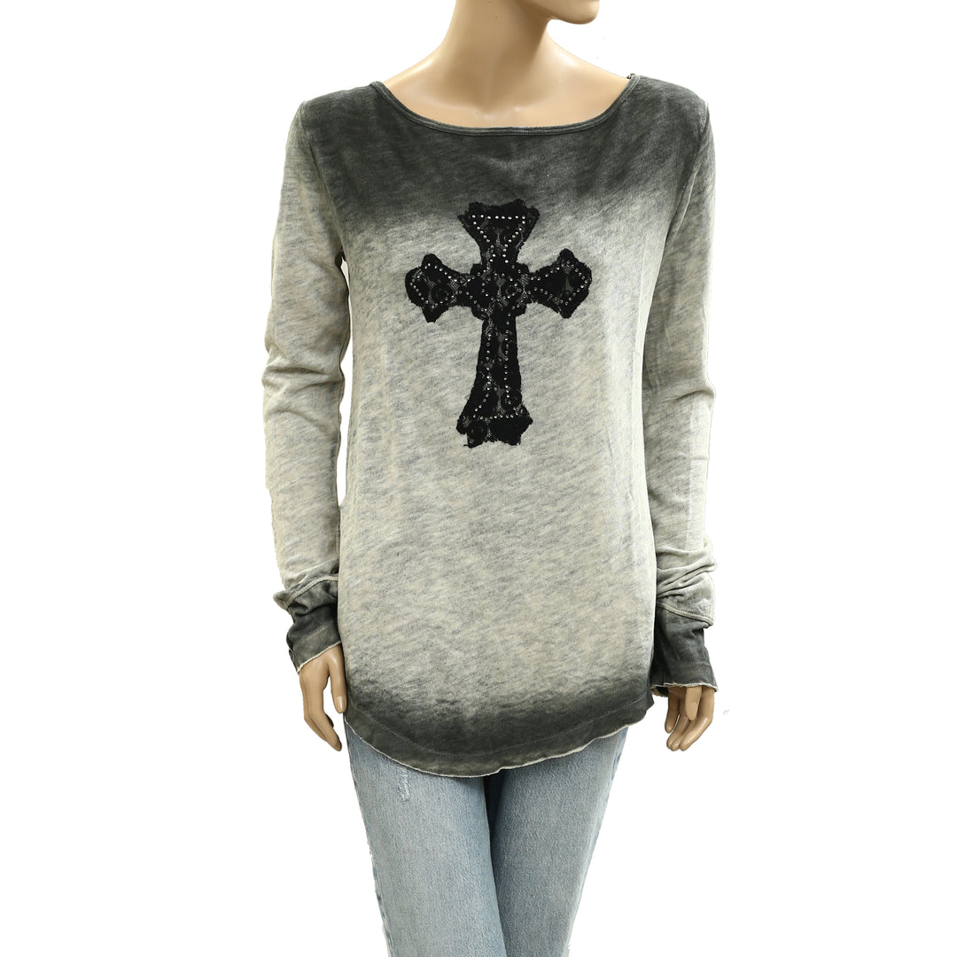 BDG Urban Outfitters Brynn Cross Applique Graphic Long Sleeve Tee Top