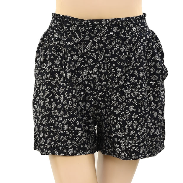 Pins & Needles Urban Outfitters Ditsy Printed Shorts