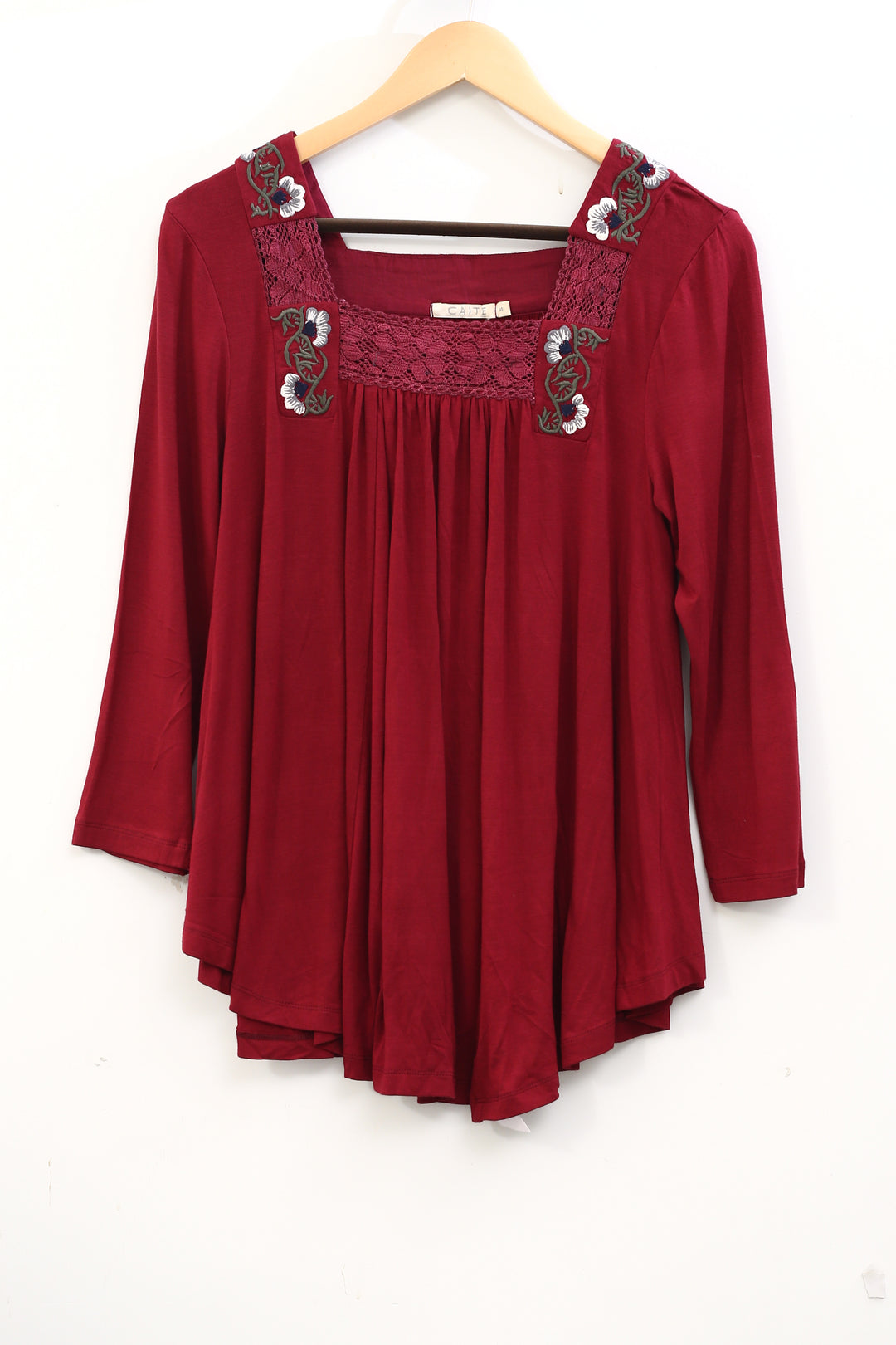 Caite Anthropologie Chelsea Embroidered Tunic Top