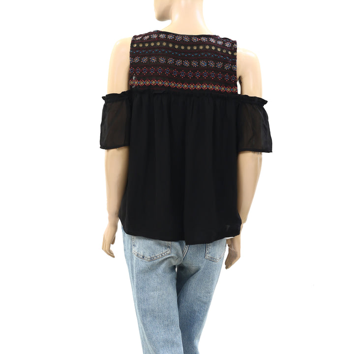 Abercrombie & Fitch Embroidered Blouse Top