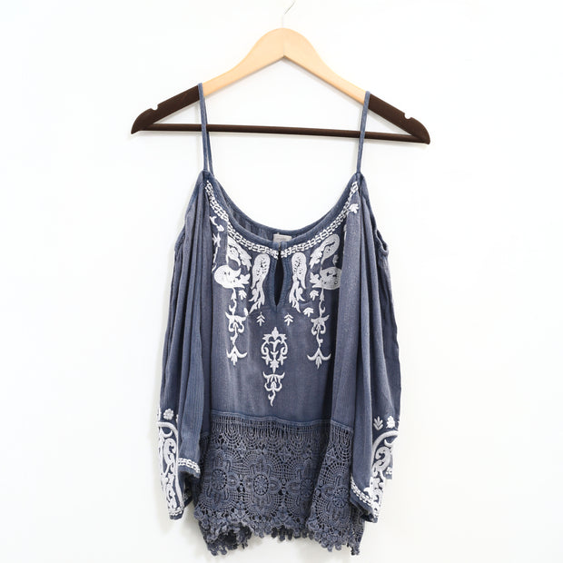 Ecote Urban Outfitters Maya Embroidered Tank Blouse Top