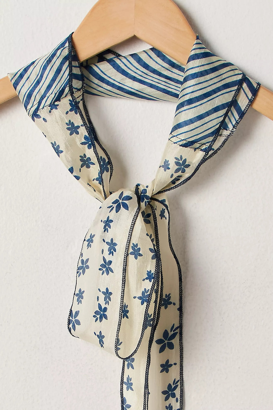 Free People Tilly Skinny Silk Convertible Scarf Neck Handbag Print