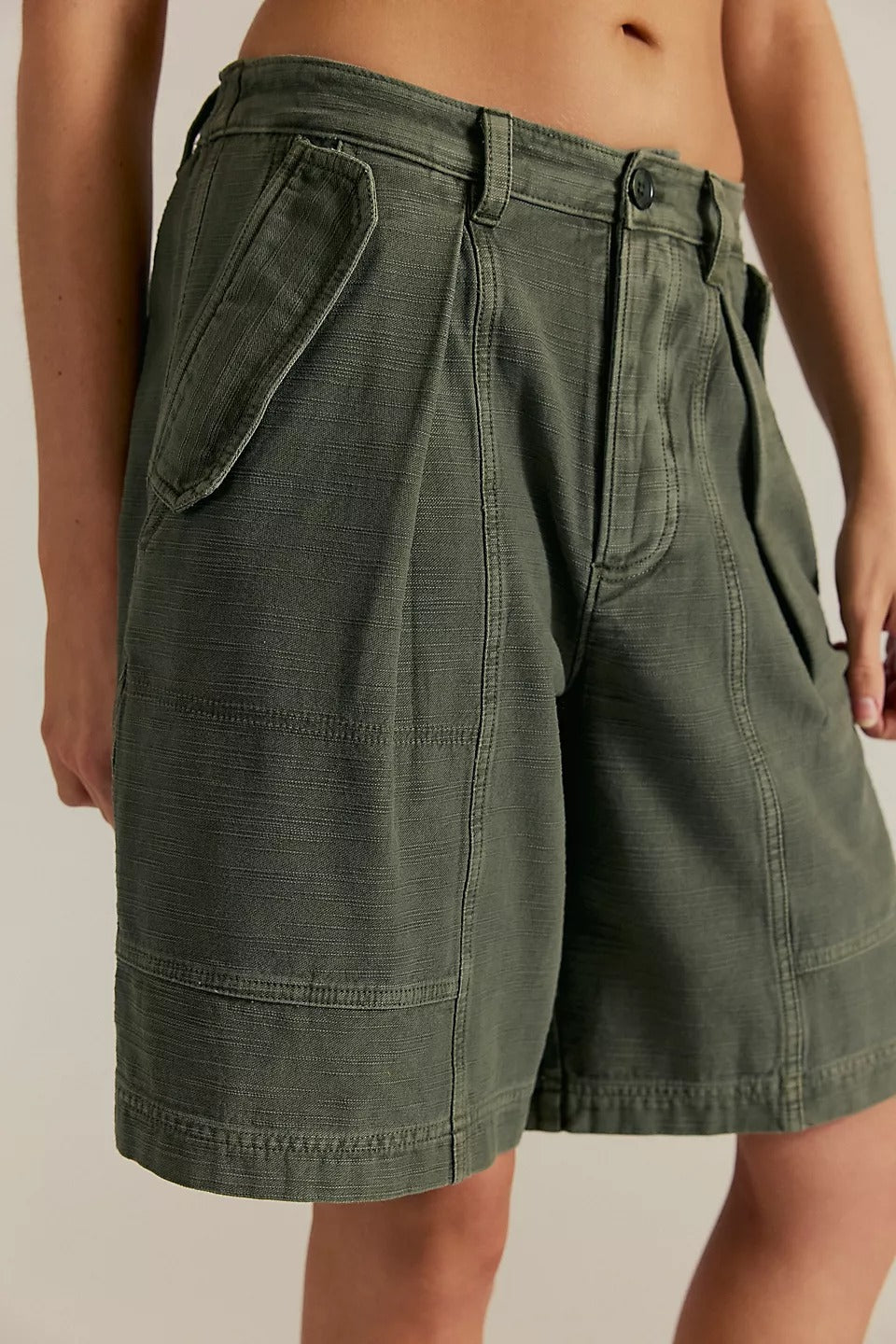 Free People Taybee Pleat Chino Shorts