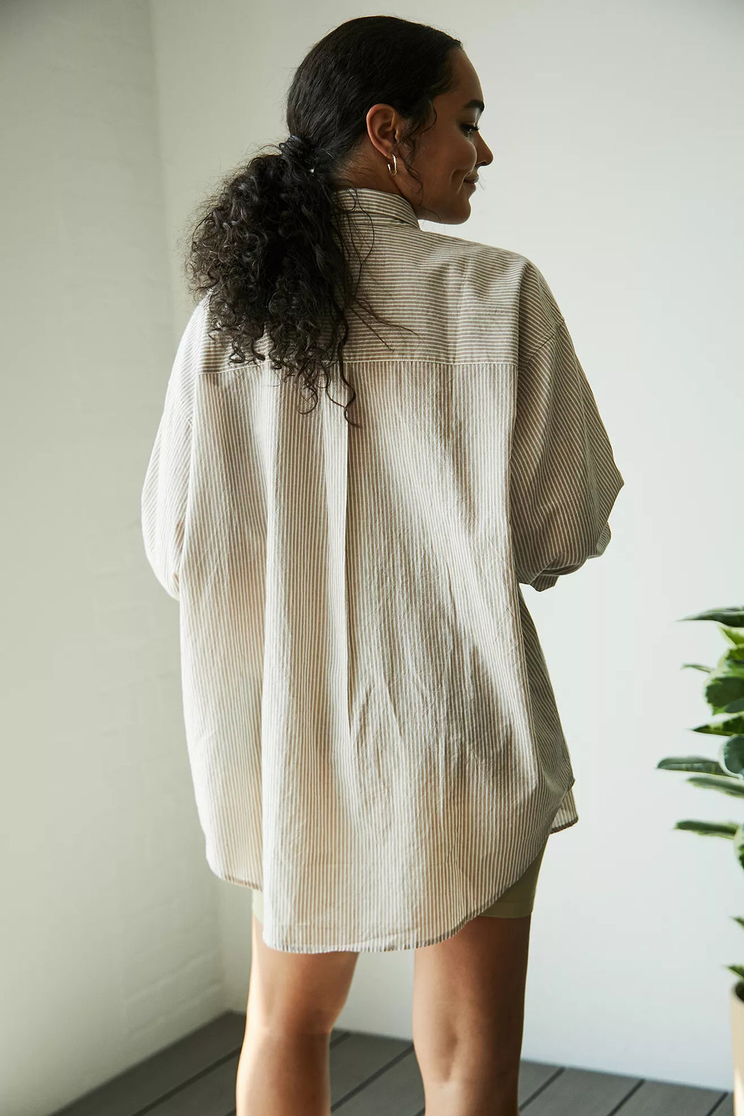 BDG Urban Outfitters Brown Sadie Stripe Boyfriend Shirt Top