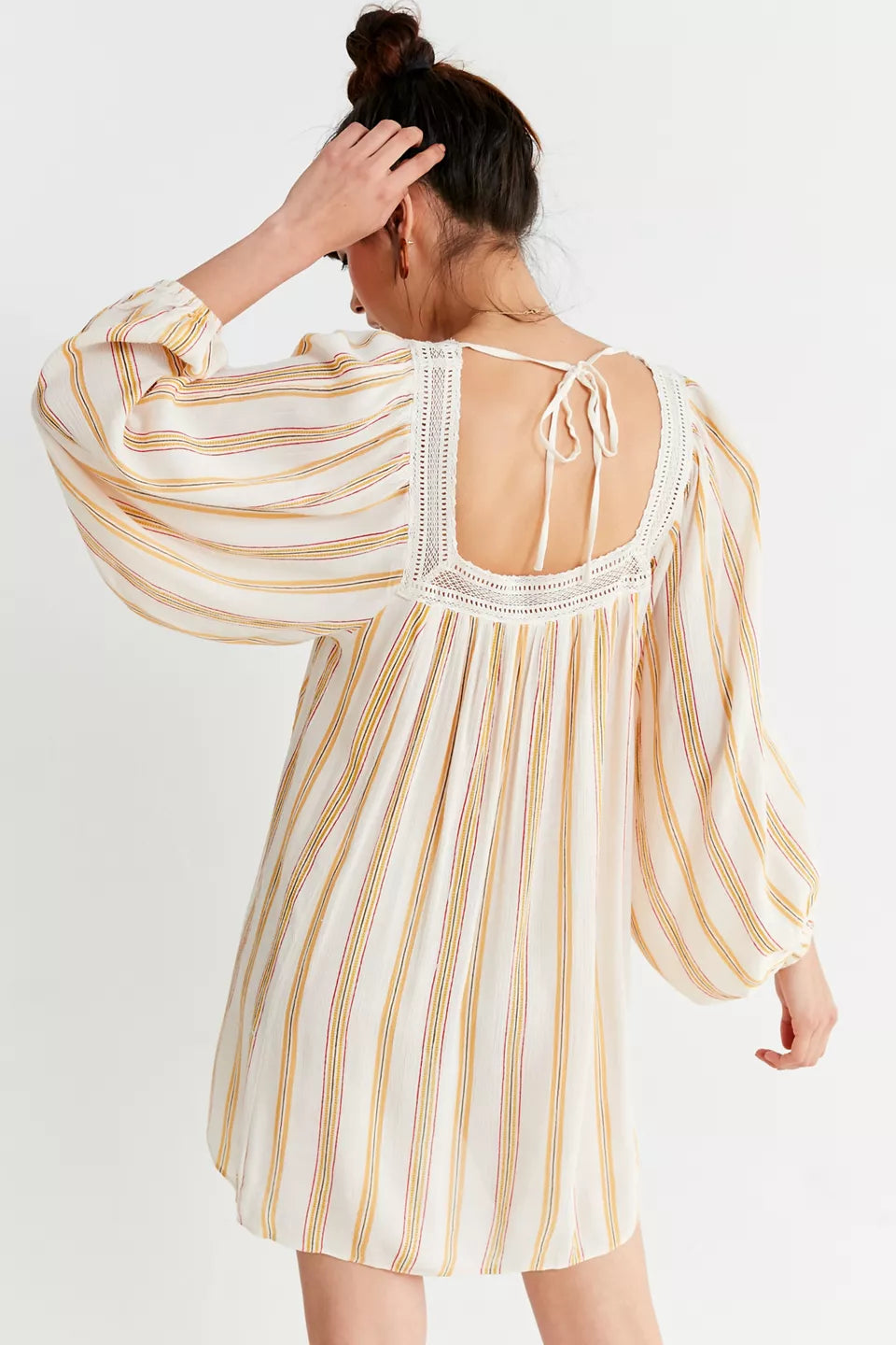 Urban Outfitters UO May 钩针编织连衣裙 M
