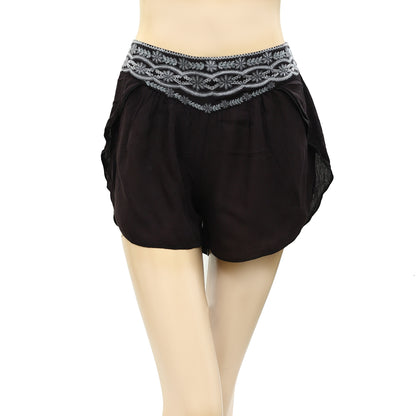 Ecote Urban Outfitters Evelyn Embroidered Yoke Shorts Black