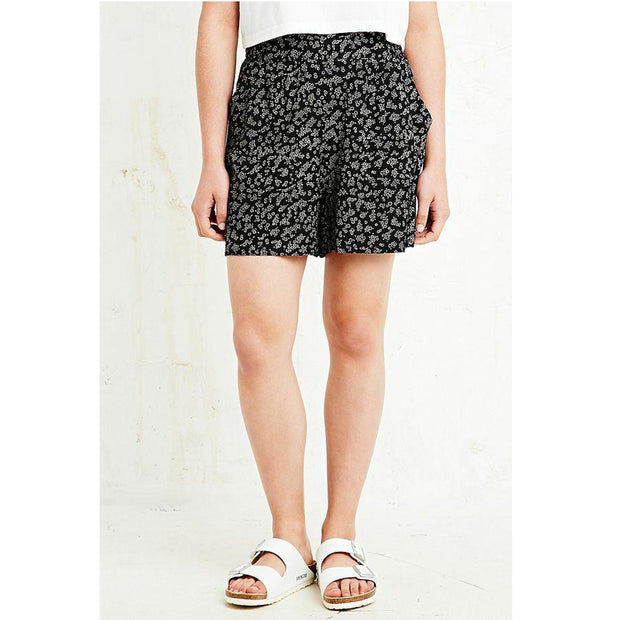 Pins & Needles Urban Outfitters Ditsy Printed Shorts